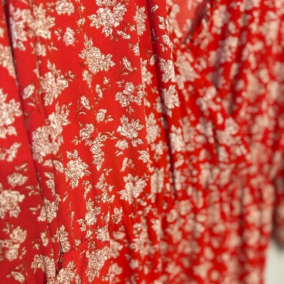 Black Tape Women’s Red Flowy Faux Wrap Midi Dress - Picture 4 of 8